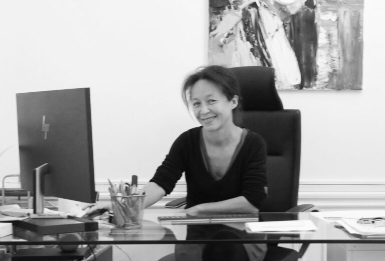 Portrait du Docteur Betty Lauratet chirurgien gynécologue et mammaire